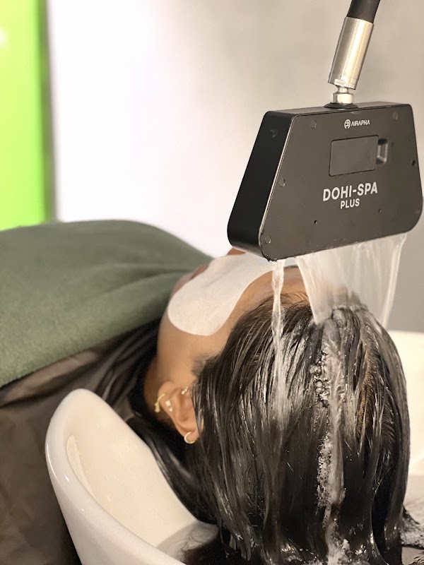 LEEKAJA MyeongDong Hair Salon — hair & scalp analysis station | Head Spa in Myeongdong, Seoul
